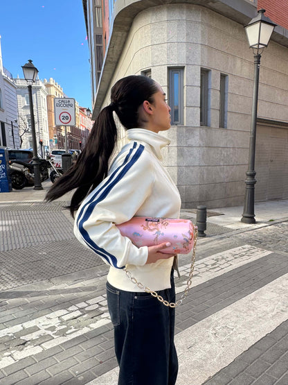 Bolso kimono japonés rosa sostenible en uso - diseño único hecho a mano